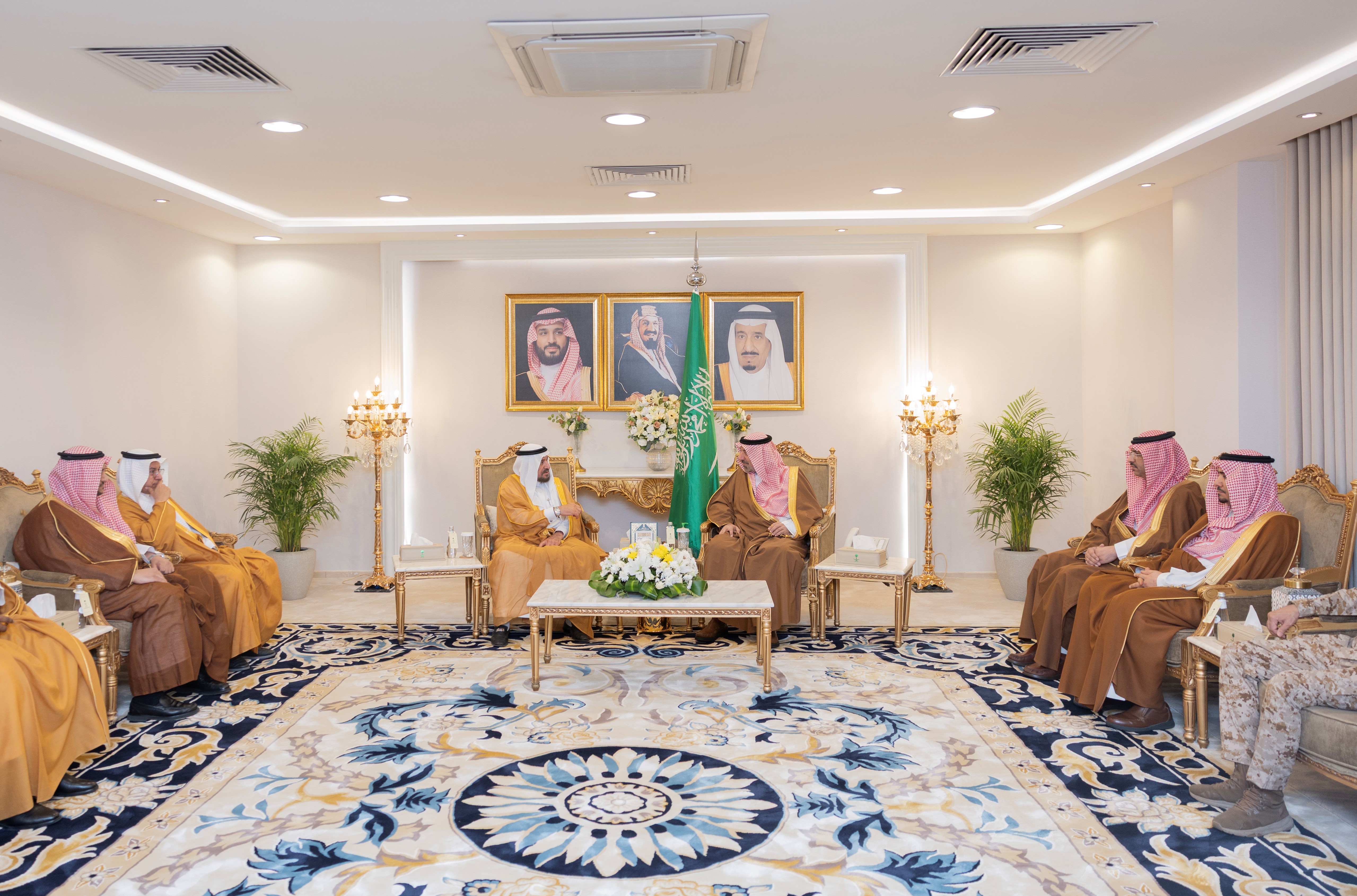 أمير نجران يستقبل محافظ الهيئة العامة للتطوير الدفاعي