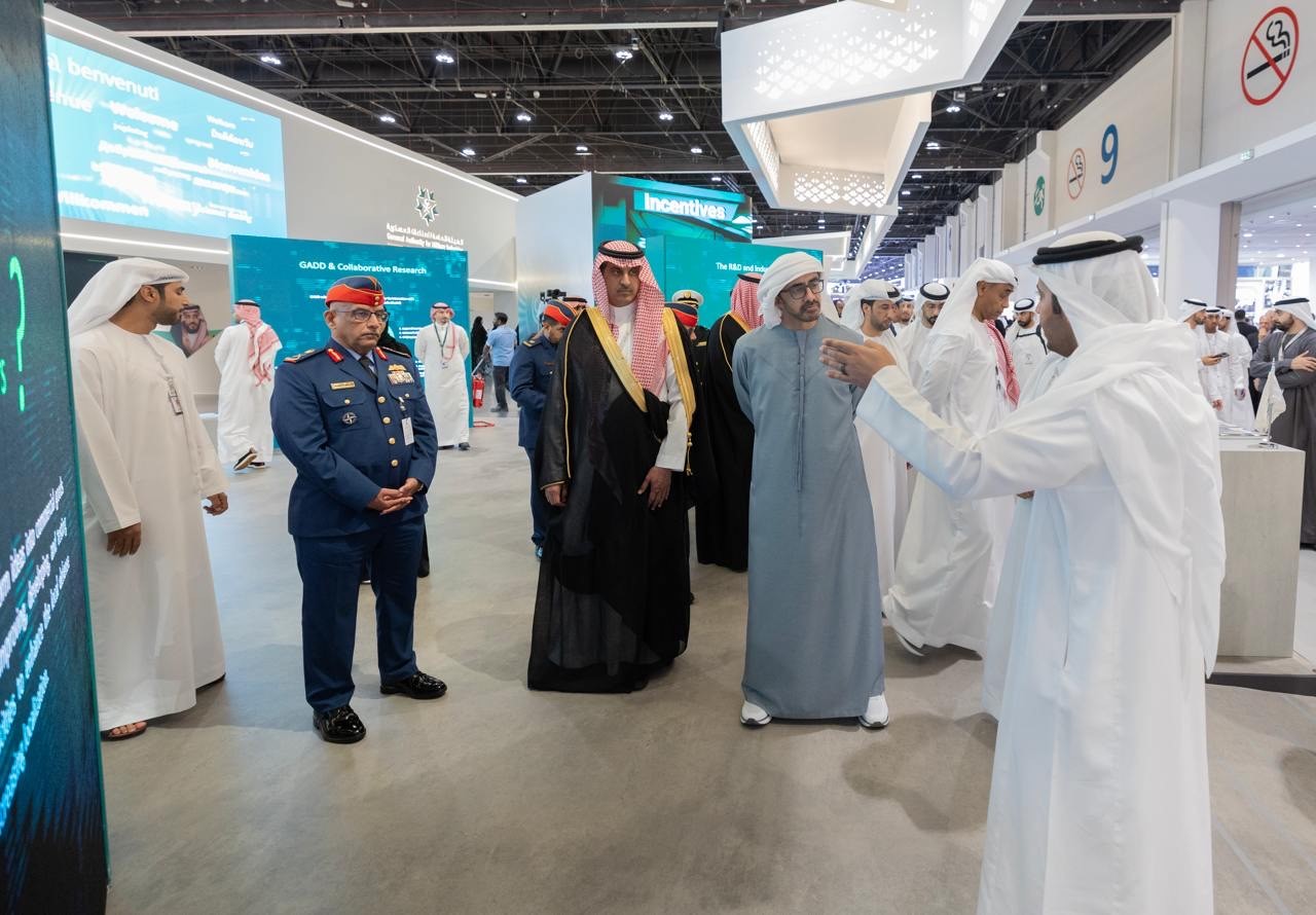 حضور واسع لصنّاع القرار الدفاعي في جناح جاد بمعرض آيدكس 2025م